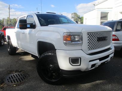 Used 2016 GMC Sierra 2500 Denali w/ Duramax Plus Package