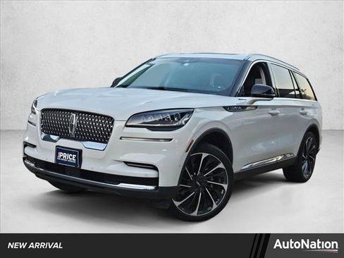 Used 2023 Lincoln Aviator Reserve w/ Equipment Group 201A image 1