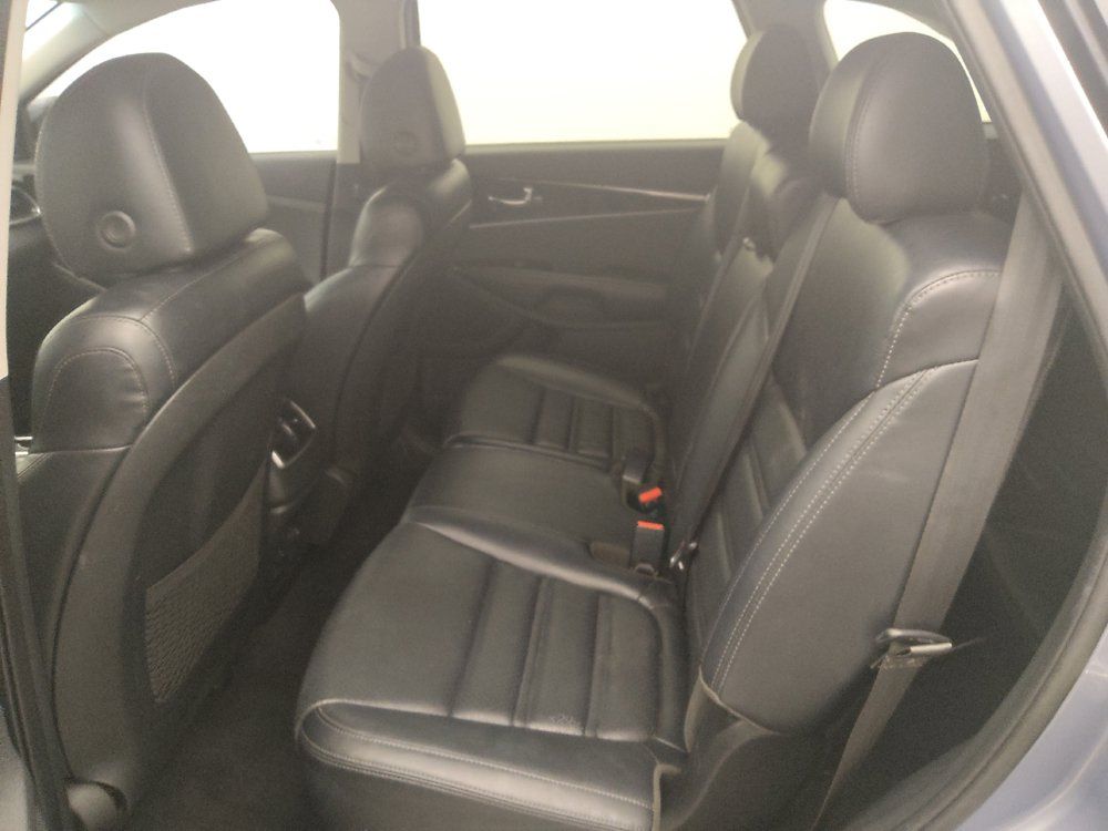 Used 2020 Kia Sorento EX FWD image 18