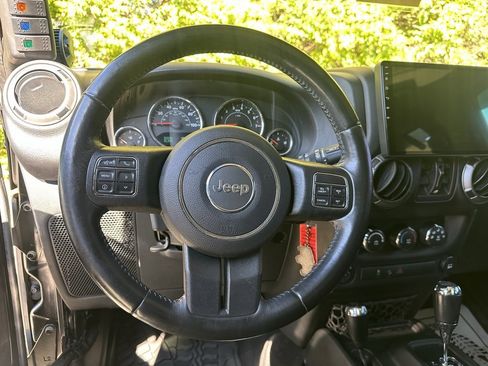 Used 2017 Jeep Wrangler Unlimited Sport w/ Quick Order Package 24S image 18