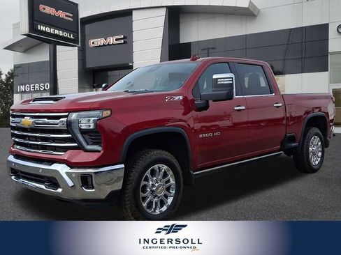 Used 2025 Chevrolet Silverado 2500 LTZ w/ LTZ Premium Package image 4