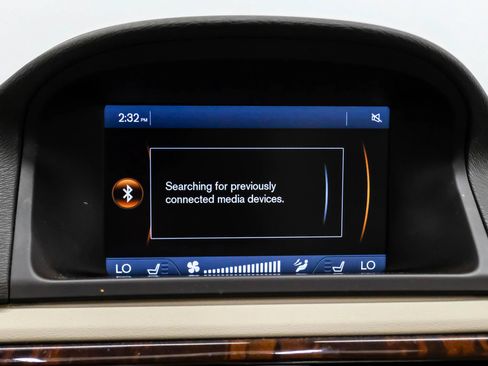 Used 2012 Volvo XC70 3.2 FWD image 26