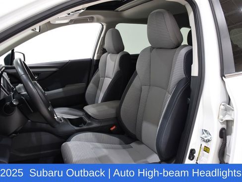 Used 2025 Subaru Outback Premium image 21