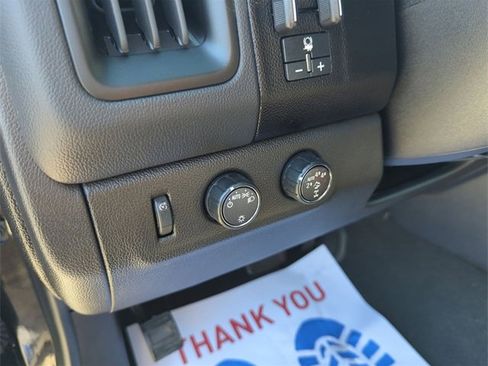 Certified 2022 Chevrolet Colorado ZR2 w/ ZR2 Midnight Special Edition image 33