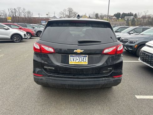 Used 2020 Chevrolet Equinox LS w/ LS Convenience Package image 4