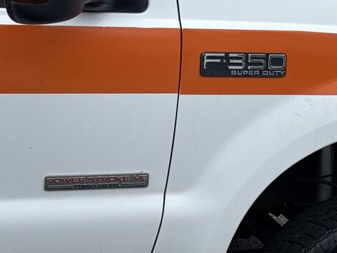 Used 2003 Ford F350 XL image 5