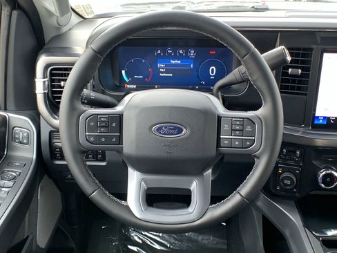 New 2026 Ford F250 Lariat w/ FX4 Off-Road Package image 28