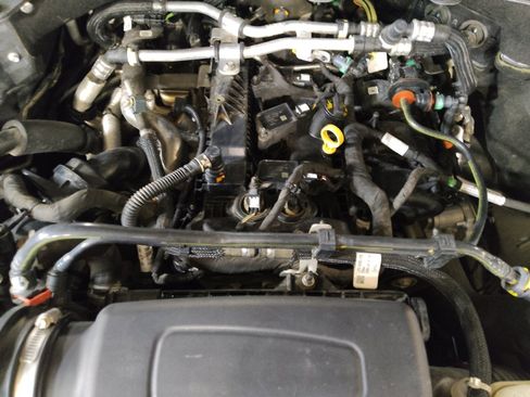 Used 2021 Ford Explorer XLT RWD image 30