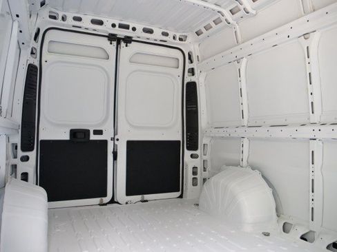 Used 2025 RAM ProMaster 2500 w/ Convenience Group FWD image 27