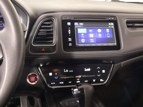 Used 2016 Honda HR-V EX image 5