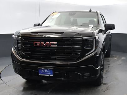 Used 2024 GMC Sierra 1500 Pro w/ Graphite Edition