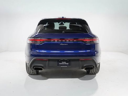 Certified 2022 Porsche Macan image 11