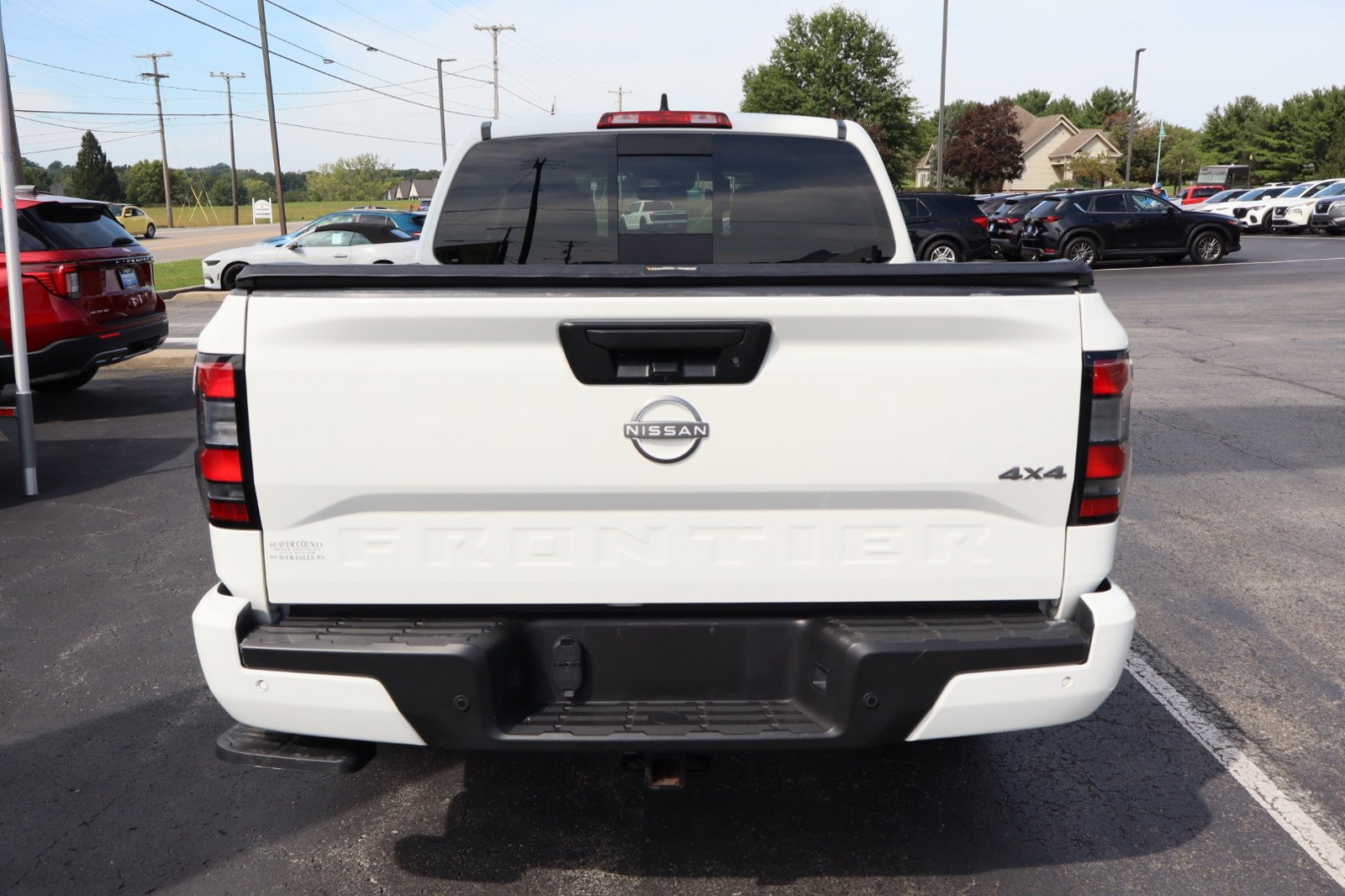 Used 2025 Nissan Frontier SV w/ Tow Package AWD/4WD image 6