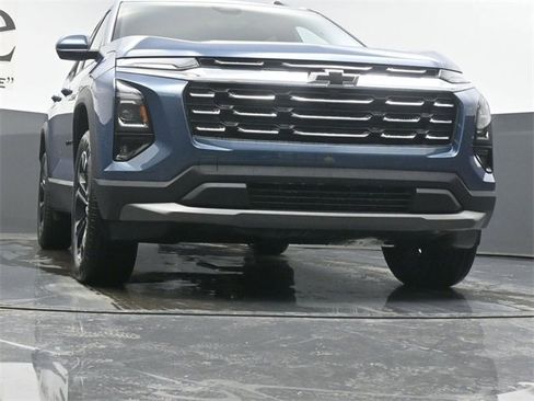 New 2026 Chevrolet Equinox LT w/ Convenience Package II image 3