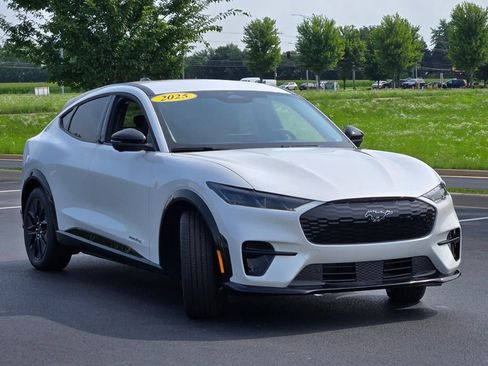 New 2025 Ford Mustang Mach-E Premium w/ Sport Appearance Package AWD/4WD image 3
