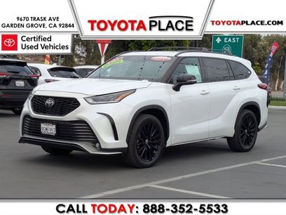 Certified 2023 Toyota Highlander XSE