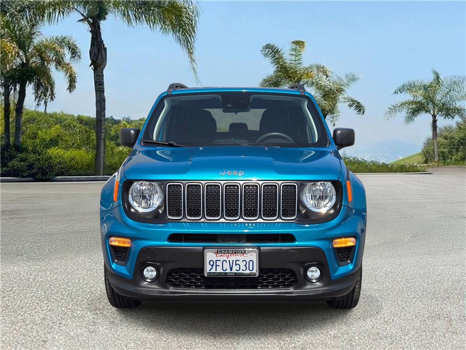 Used 2022 Jeep Renegade Latitude AWD/4WD image 3