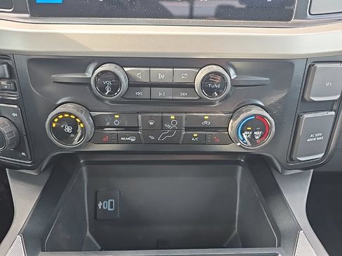 Used 2024 Ford F350 XLT w/ Black Appearance Package AWD/4WD image 23