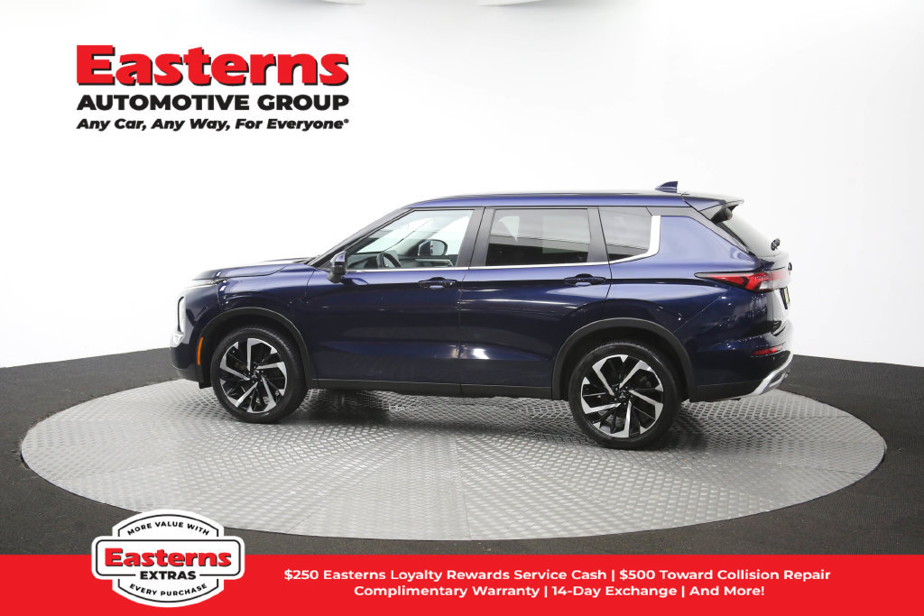 Used 2024 Mitsubishi Outlander SE FWD image 63
