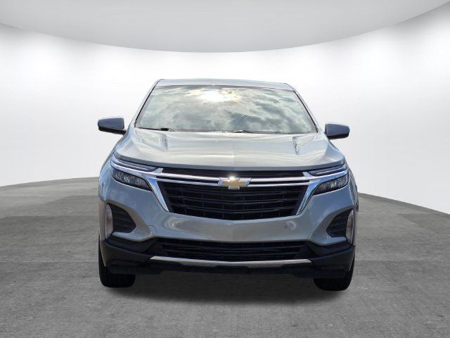 Used 2023 Chevrolet Equinox LT w/ Driver Convenience Package AWD/4WD image 2
