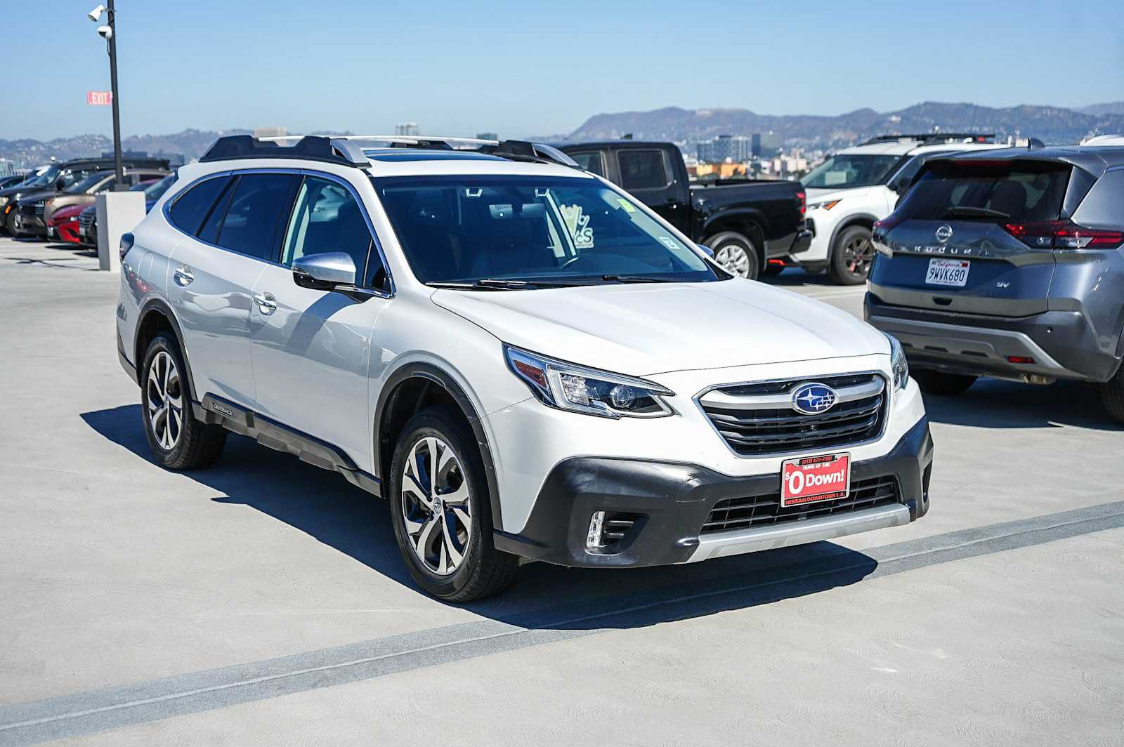 Used 2020 Subaru Outback Touring w/ Tech Package 2 AWD/4WD image 3