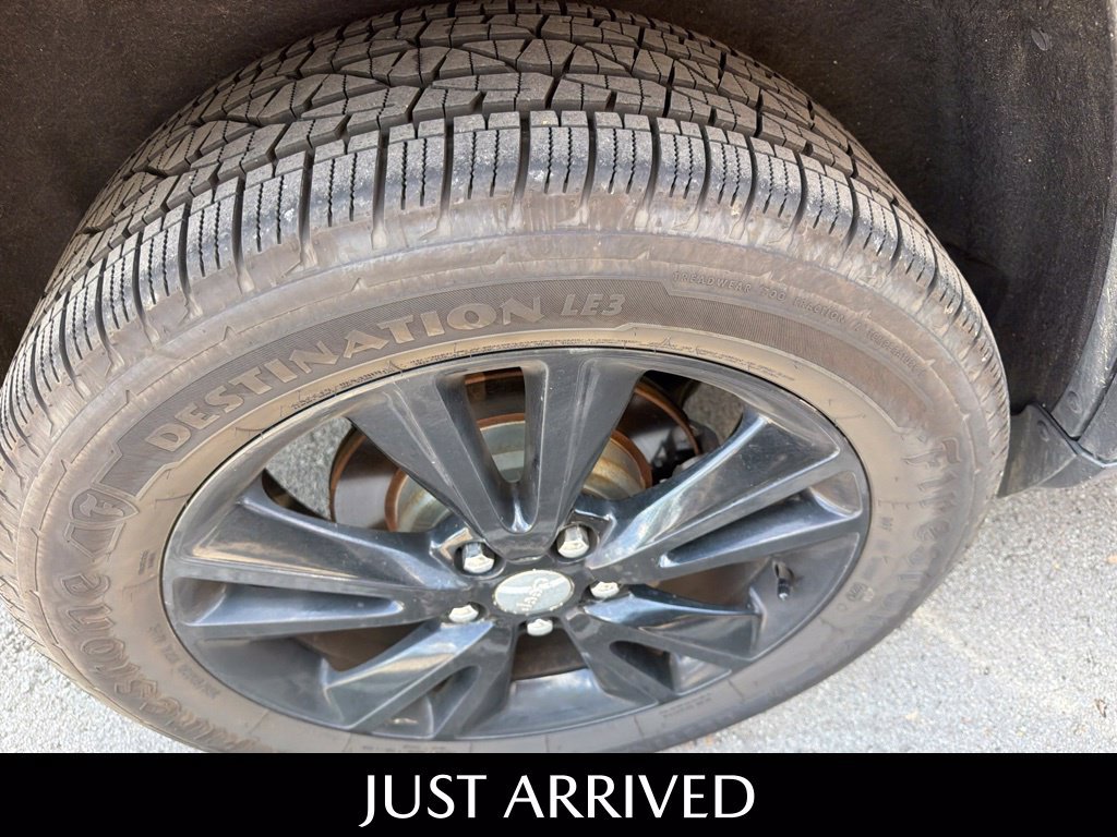 Used 2016 Jeep Grand Cherokee Laredo w/ Quick Order Package 23E AWD/4WD image 11