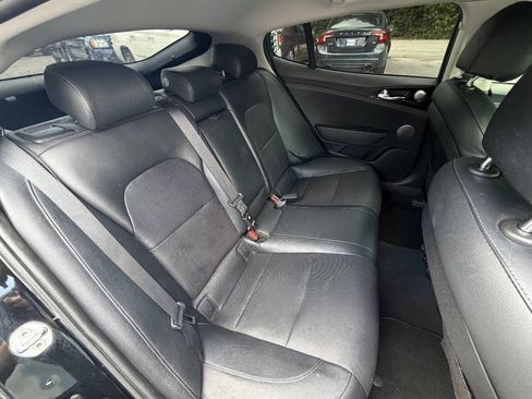Used 2018 Kia Stinger Premium RWD image 10