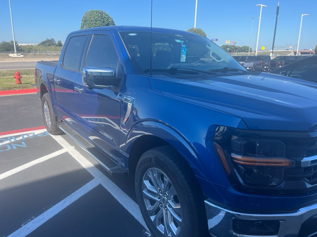 Used 2025 Ford F150 XLT w/ Equipment Group 302A MID RWD image 3