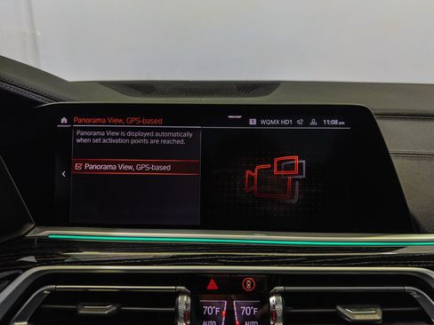 Used 2022 BMW X7 xDrive40i w/ M Sport Package AWD/4WD image 62