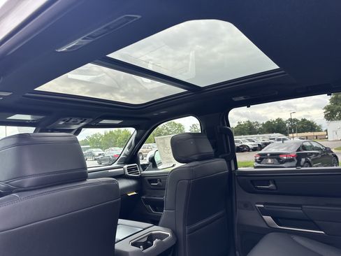 New 2026 Toyota Sequoia Platinum AWD/4WD image 27