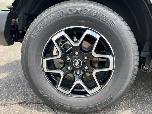 New 2026 Ford Bronco Outer Banks AWD/4WD image 19