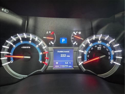 Used 2017 Toyota 4Runner Limited image 17