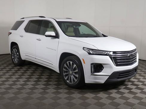 Used 2023 Chevrolet Traverse Premier AWD/4WD image 63