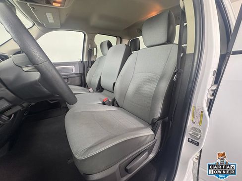 Used 2024 RAM 1500 Classic SLT AWD/4WD image 16