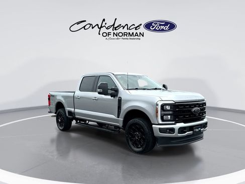 Used 2024 Ford F250 Lariat w/ Black Appearance Package AWD/4WD image 11