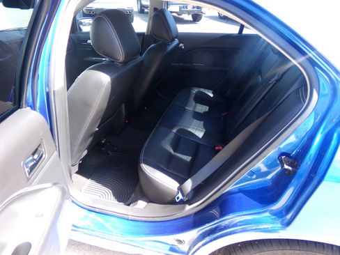 Used 2011 Ford Fusion SEL FWD image 10