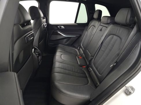 Used 2021 BMW X5 xDrive40i w/ Premium Package AWD/4WD image 38