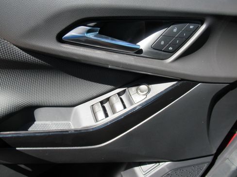New 2026 Chevrolet Equinox RS w/ Convenience Package III FWD image 23
