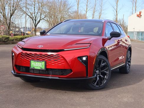 New 2026 Toyota Crown Signia Limited w/ Advanced Technology Package image 1