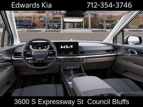 New 2027 Kia Carnival LX FWD image 16