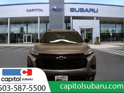 Used 2025 Chevrolet Equinox RS AWD/4WD image 3