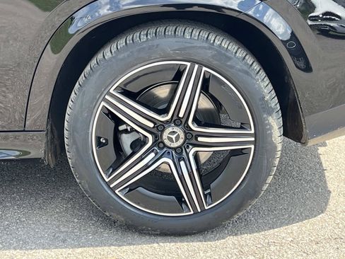 Used 2025 Mercedes-Benz GLE 450 4MATIC Coupe image 13
