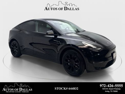 Used 2023 Tesla Model Y Long Range AWD/4WD image 1