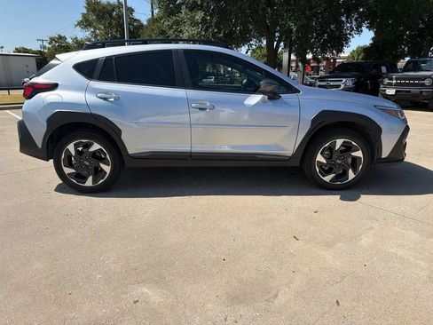 Used 2024 Subaru Crosstrek 2.5i Limited AWD/4WD image 5