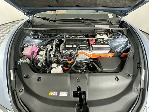 Used 2023 Lexus RZ 450e Premium w/ Accessory Package (2T) image 34