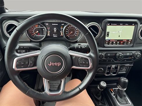 Used 2021 Jeep Wrangler Unlimited Sahara w/ Uconnect 4C Nav & Sound Group image 9