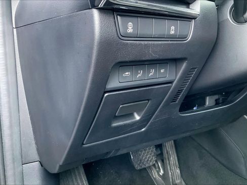 Used 2022 MAZDA MAZDA3 s image 36