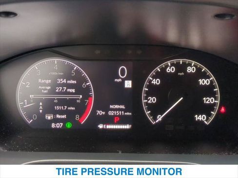 Certified 2025 Honda HR-V Sport image 16