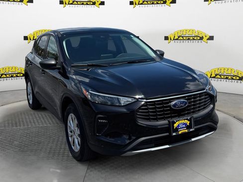 Certified 2025 Ford Escape Active AWD/4WD image 10