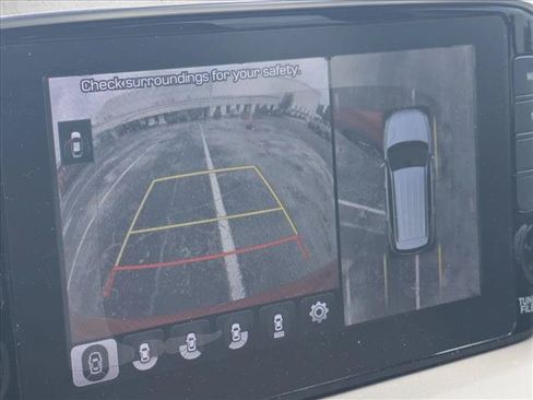 Used 2019 Hyundai Santa Fe FWD image 11